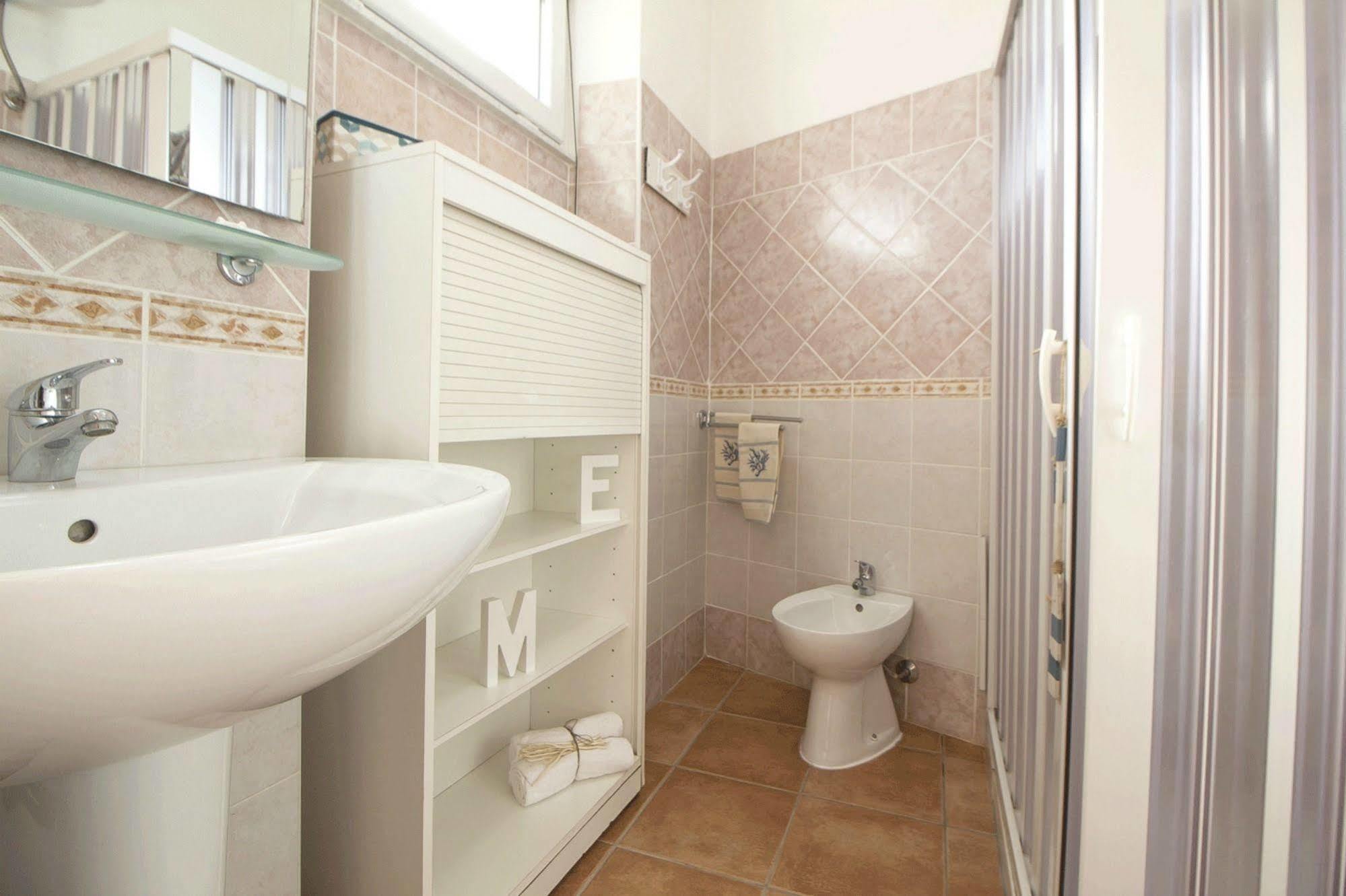 Casa Vacanze Cau - Viale Europa Alghero Ngoại thất bức ảnh