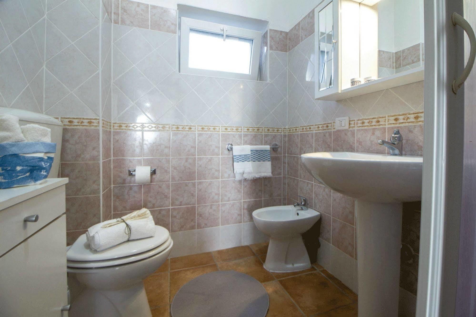Casa Vacanze Cau - Viale Europa Alghero Ngoại thất bức ảnh
