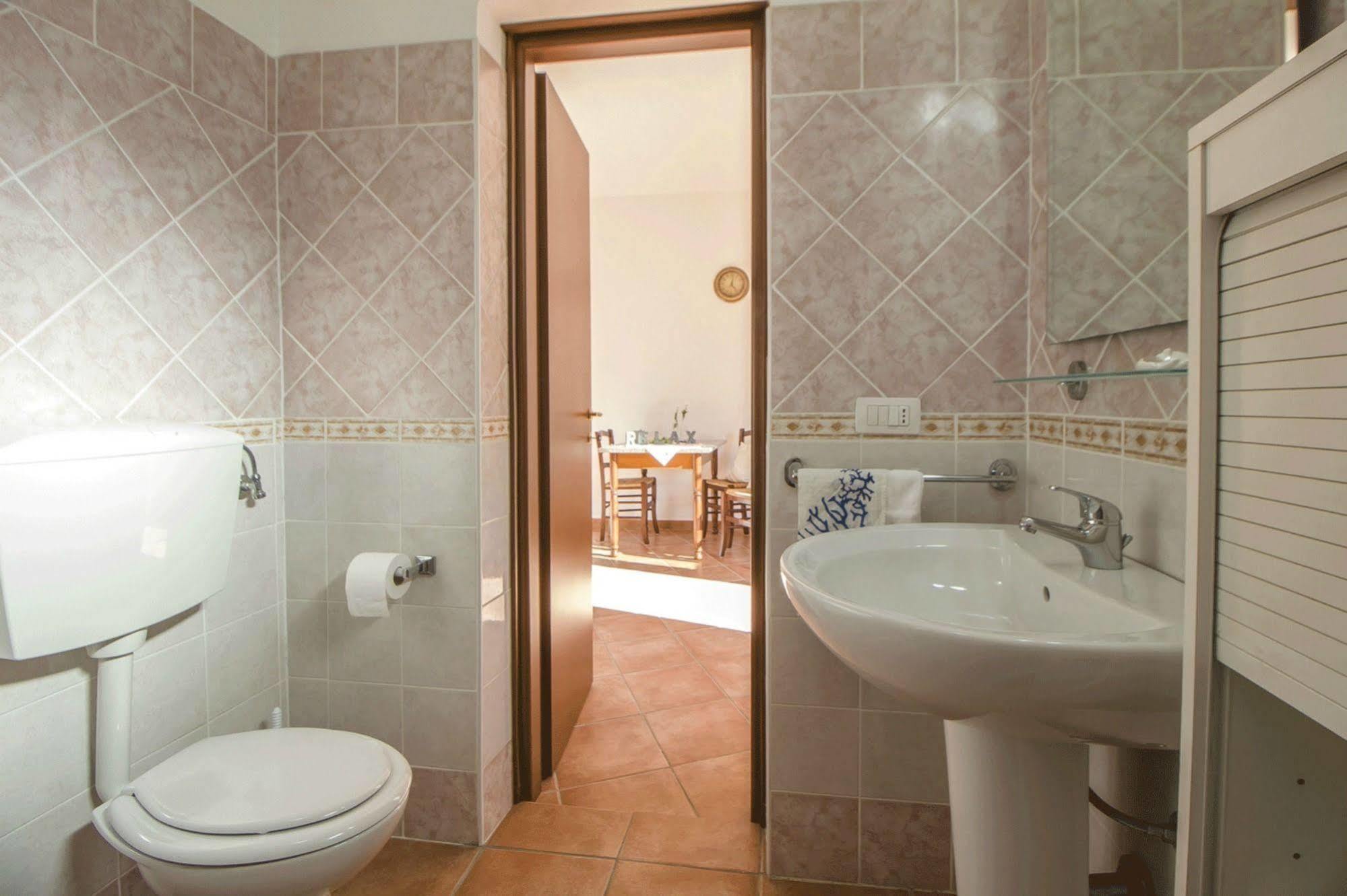 Casa Vacanze Cau - Viale Europa Alghero Ngoại thất bức ảnh