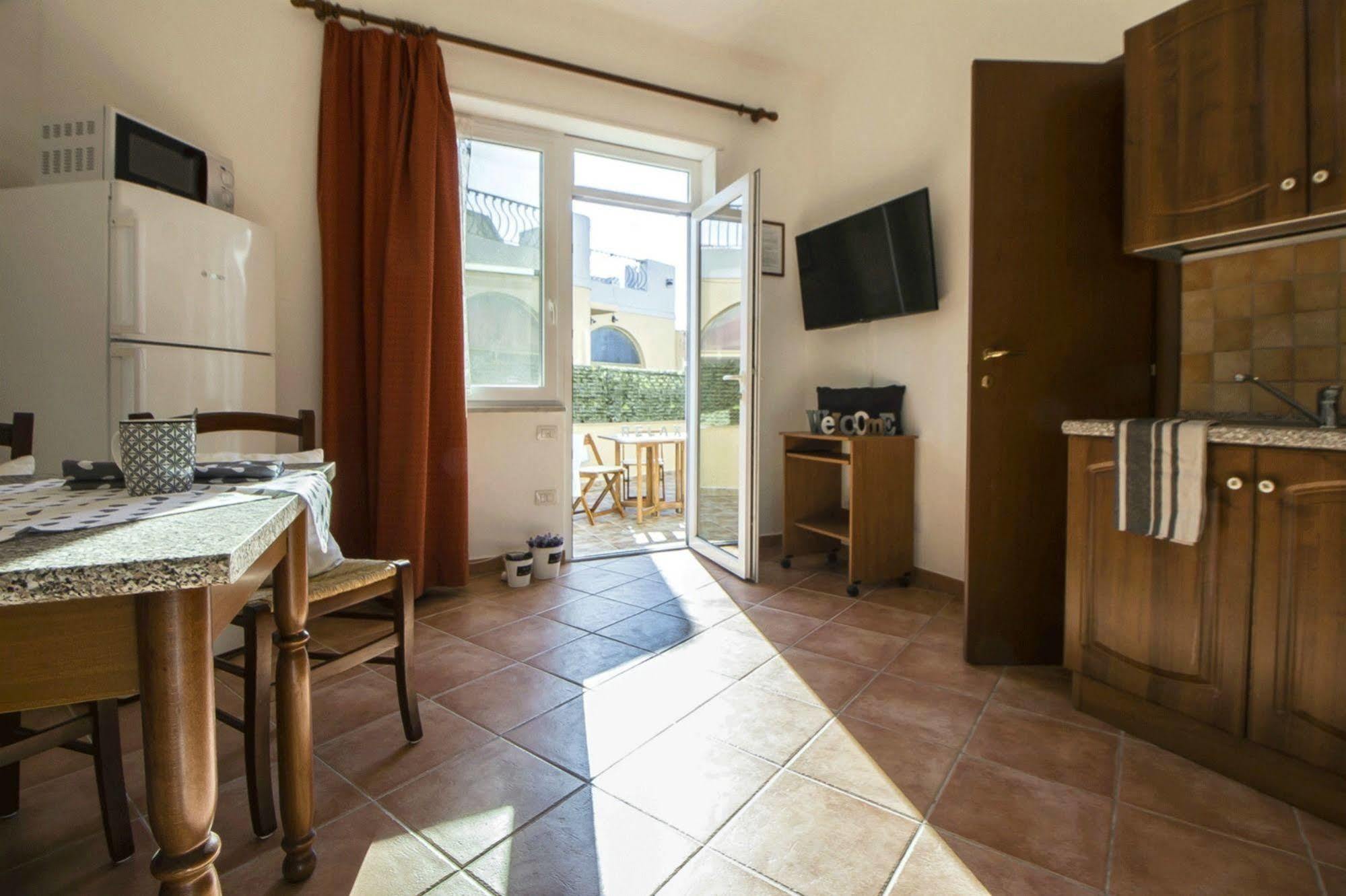 Casa Vacanze Cau - Viale Europa Alghero Ngoại thất bức ảnh