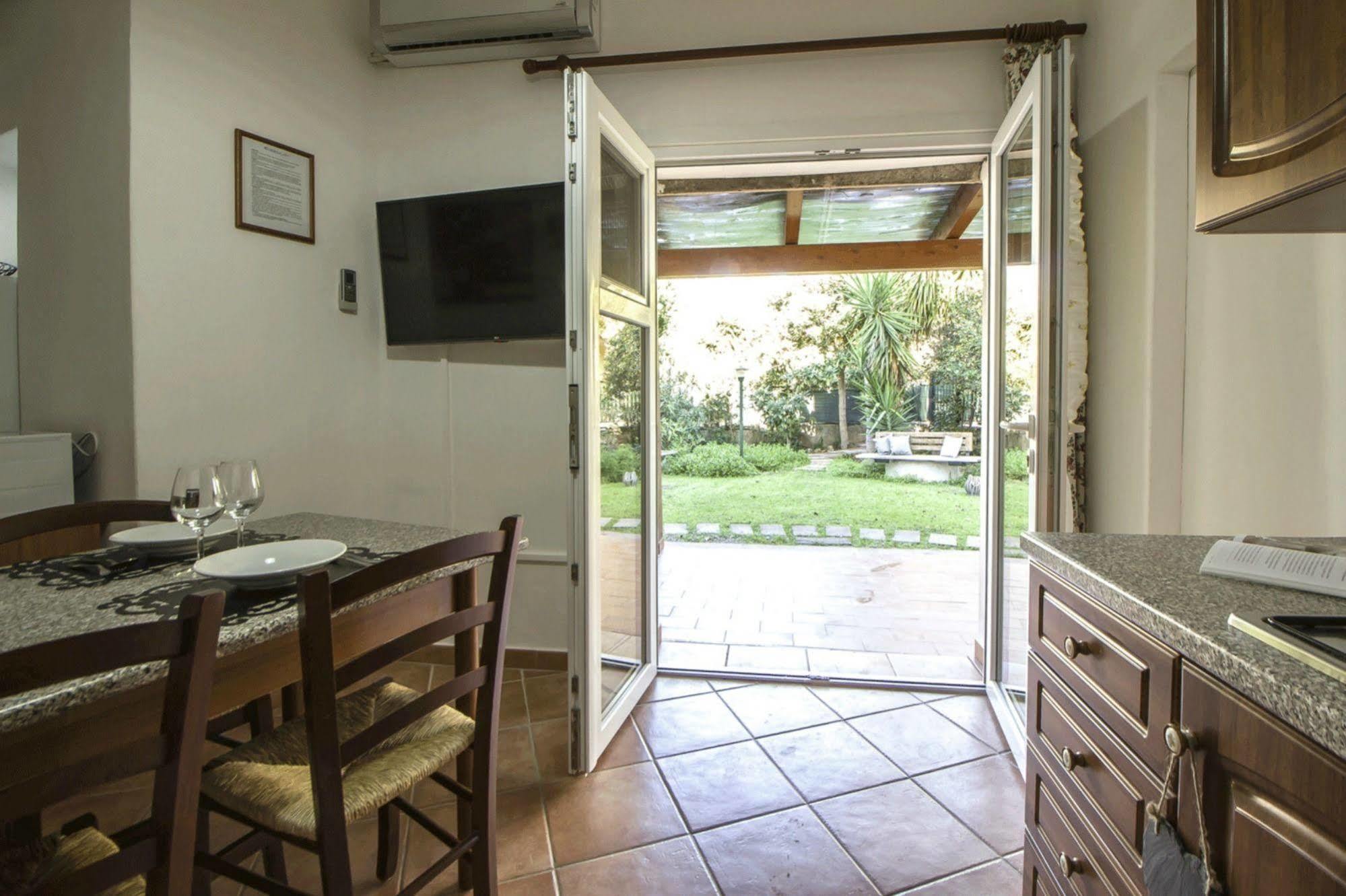 Casa Vacanze Cau - Viale Europa Alghero Ngoại thất bức ảnh